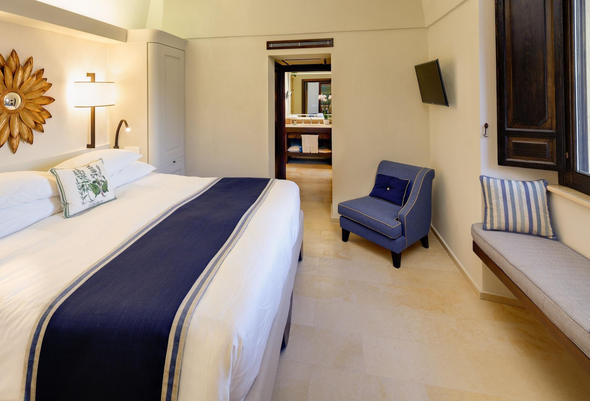 โมนาสเตโร ซานตาโรซา โฮเต็ล แอนด์ สปา Hotel กองกาเดมารีนี ภายนอก รูปภาพ